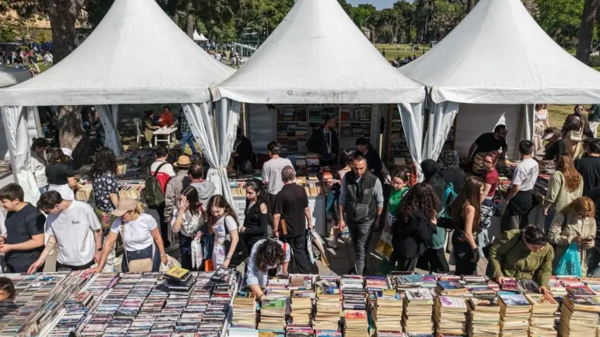 Kültürpark’ta 10 gün boyunca edebiyat rüzgarı esti haberinin görseli