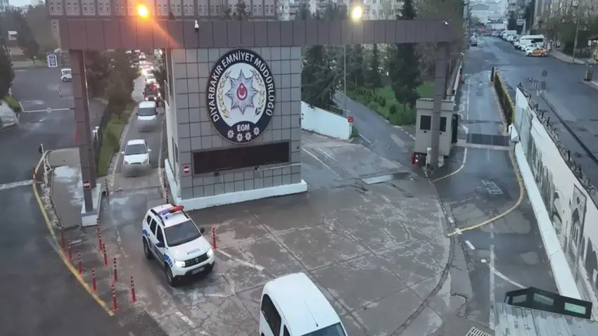 Siber polisten 41 ilde "Yasa Dışı Bahis" darbesi: 22 tutuklama haberinin görseli