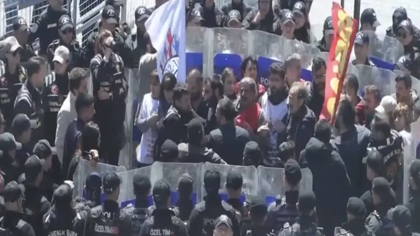 Taksim’deki "1 Mayıs 1977" anmasına polis müdahalesi: 46 gözaltı! haberinin görseli