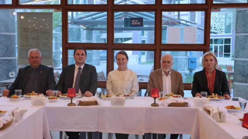 Başkan Mutlu’dan Makedonya THP heyetine ev sahipliği haberinin görseli