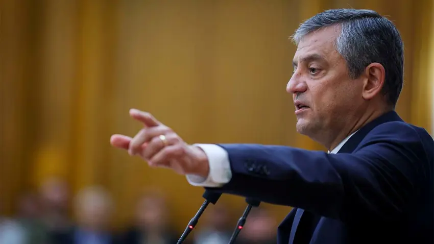 CHP lideri Özgür Özel’den ‘sandık’ çağrısı haberinin görseli