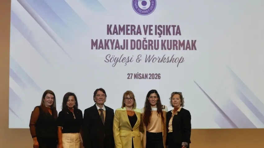 Gila Benezra’dan öğrencilere makyaj eğitimi haberinin görseli