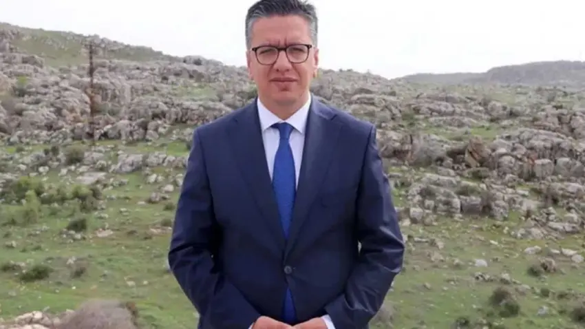 Halfeti'de belediye operasyonu: Eski başkan Şeref Albayrak tutuklandı haberinin görseli