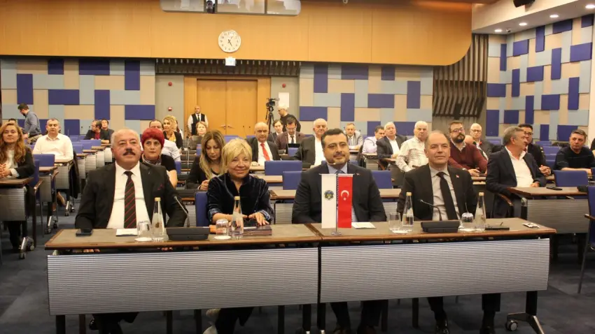 İTB Meclisi toplandı: İklim krizi, savaş ve dezenformasyon masada haberinin görseli