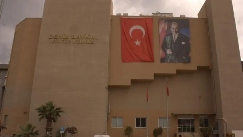 Karşıyaka’dan üniversite hamlesi: Deniz Baykal Kültür Merkezi MYO oluyor haberinin görseli