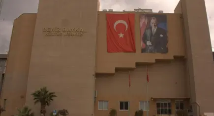 Karşıyaka’dan üniversite hamlesi: Deniz Baykal Kültür Merkezi MYO oluyor