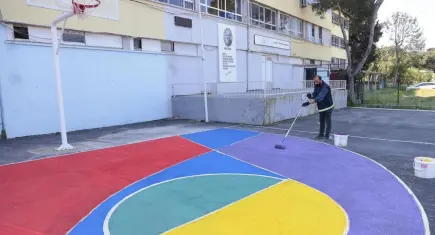 Konak’ta okul bahçeleri yeniden tasarlandı