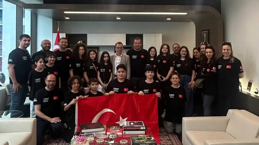 Manisalı robot takımı dünya sahnesinde: Zağanos ekibi ABD’de yarışacak haberinin görseli