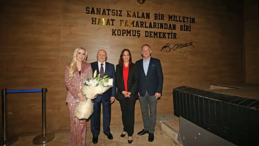 Başkan &Uuml;nsal ve Arkas