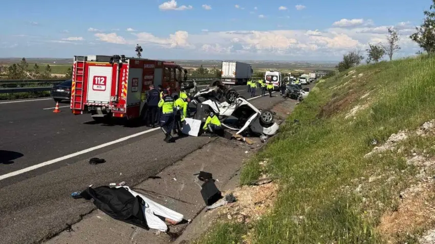Şanlıurfa’da zincirleme kaza: 3 ölü, 5 yaralı haberinin görseli