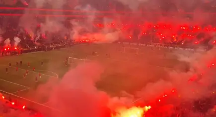 Galatasaray’dan gövde gösterisi: Açık antrenmana 40 bin taraftar geldi