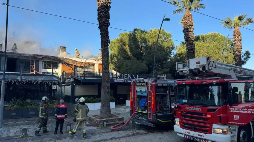 Karşıyaka’da yangın paniği: İtfaiyenin hızlı müdahalesi faciayı önledi haberinin görseli