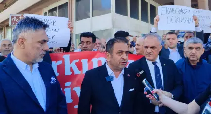 Kemeraltı esnafı kepenk kapattı: Gerekirse açlık grevi yaparız