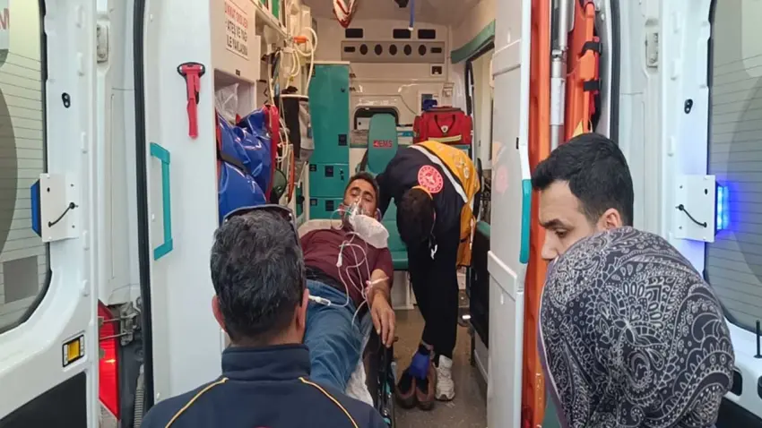 Komşu kavgası kanlı bitti:4 yaralı haberinin görseli