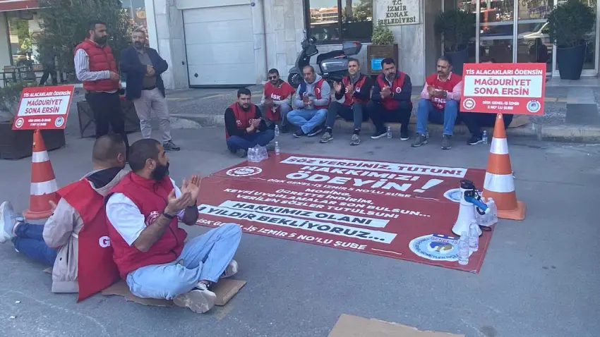 Konak Belediyesi’nde işçilerin alacak nöbeti 8. gününde haberinin görseli