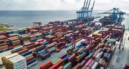 Dış ticaret açığında keskin artış: Mart ayında yüzde 56 büyüdü