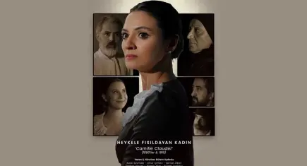 Heykele Fısıldayan Kadın sahneye çıkıyor