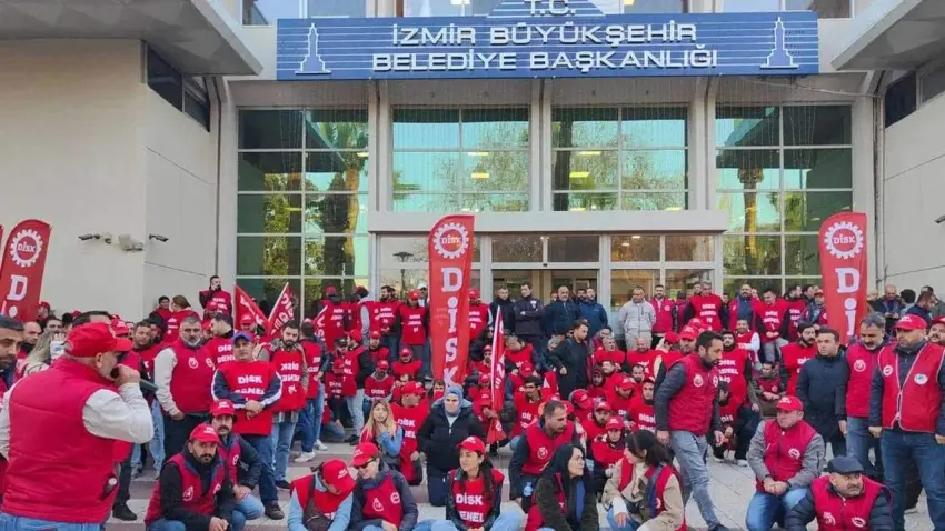 İzmir Büyükşehir’de kriz çözüldü: İkramiye ve alacaklar bu gece hesaplarda haberinin görseli