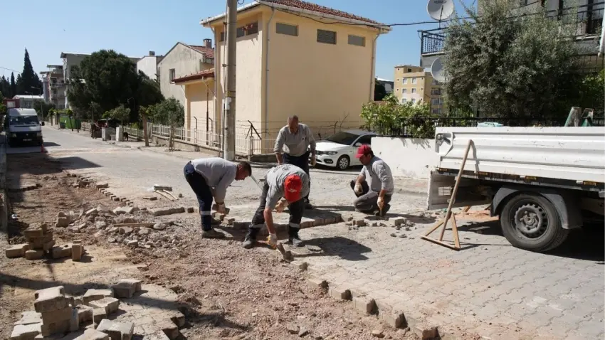 Kemalpaşa’da yol seferberliği: 4 bin ton asfalt hedefi haberinin görseli