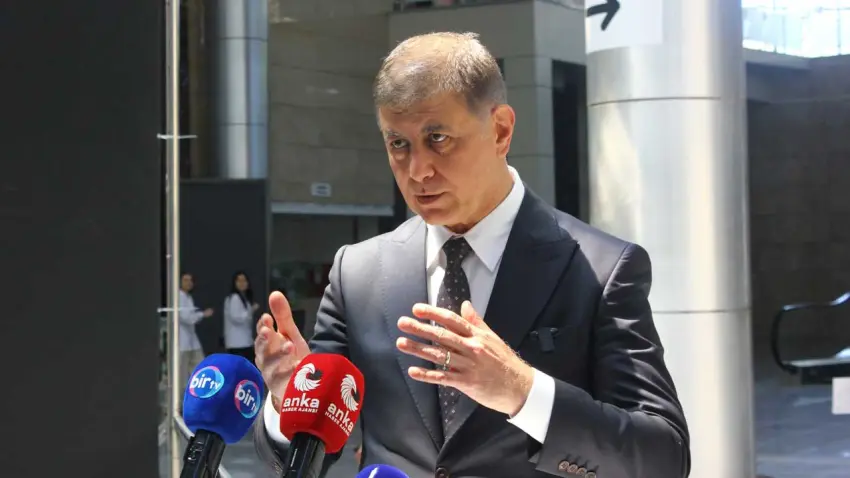 Tugay’dan AK Parti’ye gönderme: Siyasetin fakirliğini yapıyorlar haberinin görseli