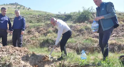 TUSAŞ şehidi Zahide Güçlü Ekici anısına İzmir’de 3 bin fidan toprakla buluştu