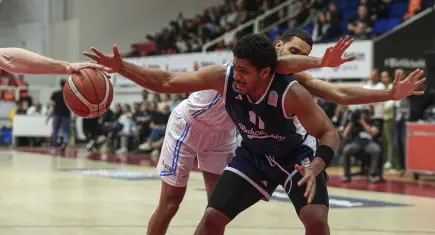 Aliağa Petkimspor evinde Bahçeşehir Koleji’ne mağlup: 76-95