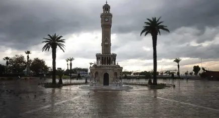 İzmir’de hafta sonu havası değişiyor: Yağmur ve serinlik geliyor