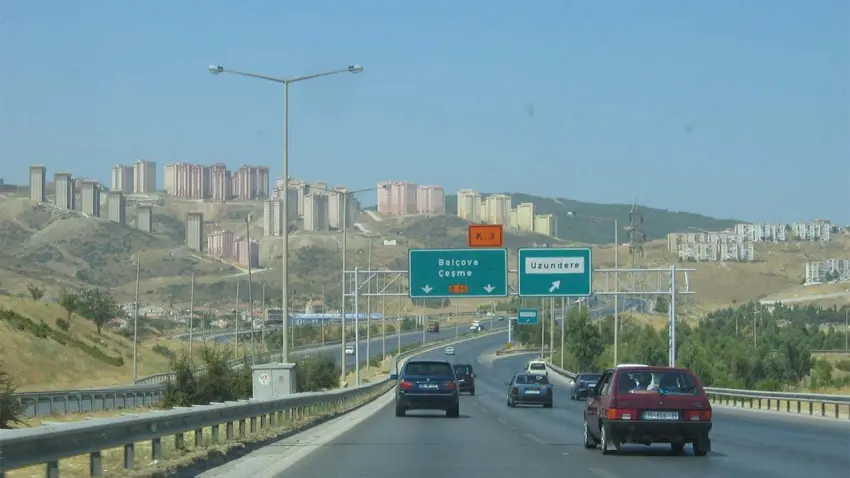 AK Parti’den İzmir Çevre Yolu'nun özelleştirileceği iddiasına yalanlama haberinin görseli