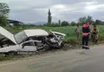 İzmir'de süt kamyonu ile otomobil çarpıştı: 5 Yaralı
