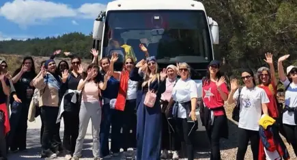 Menderes Belediyesi’nden kadınlara doğa yürüyüşü