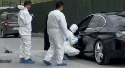 Park halindeki araçta silahla vurulmuş erkek cesedi bulundu