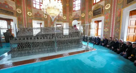 Fatih Sultan Mehmet vefat yıl dönümünde anıldı