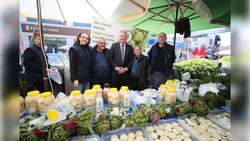 Urla’da enginar şöleni: Festivalde gastronomi ve coşku zirve yaptı haberinin görseli