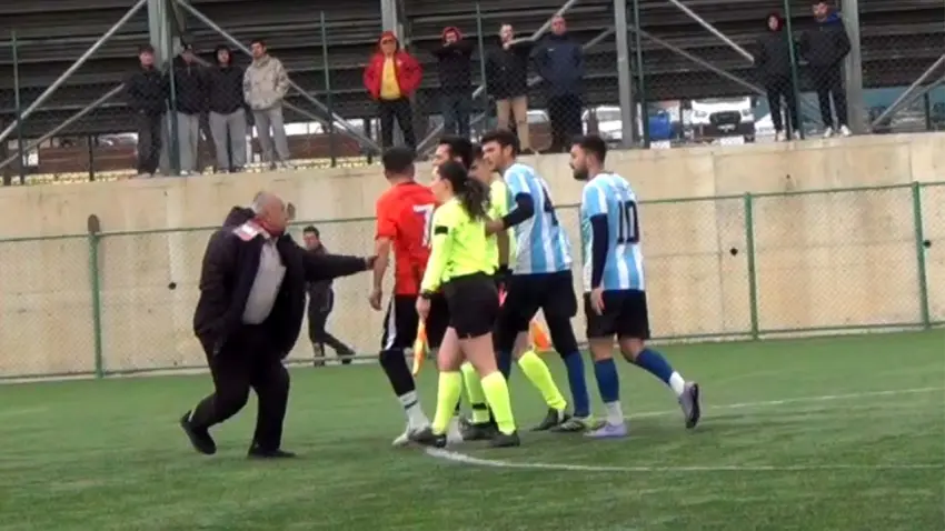 Amatör maçta hakeme saldırı: Futbolcu serbest bırakıldı, kulüp ilişiğini kesti haberinin görseli
