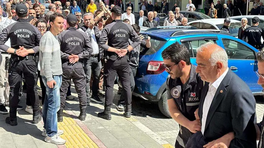 Devrek Belediyesi’nde yolsuzluk davası: 30 kişiye 3 aydan 1862 yıla kadar hapis istemi