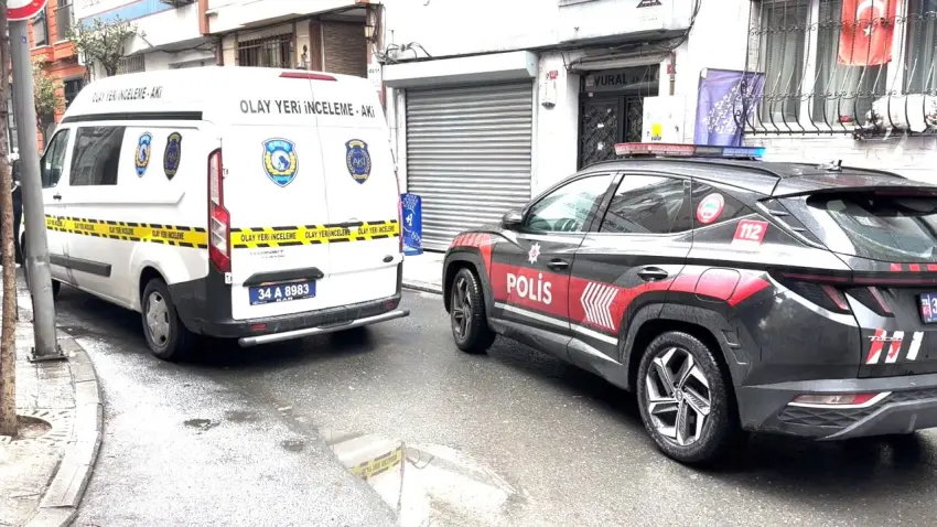 İstanbul’da eski sevgili dehşeti: Evini bastı, kadının erkek arkadaşını 7 yerinden bıçakladı haberinin görseli