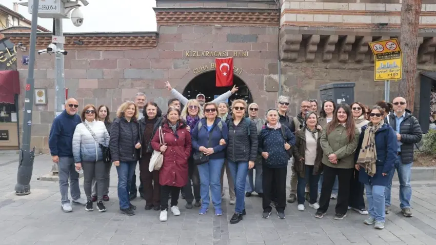 Konak’ta Kültürel Miras Gezilerine yoğun ilgi haberinin görseli