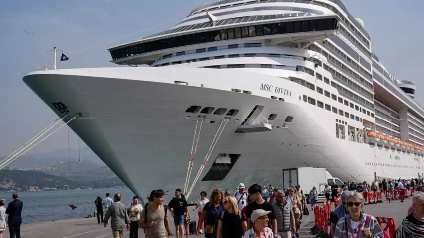 Körfez'deki ‘kötü miras’ turizmi etkilemeyi sürdürecek haberinin görseli