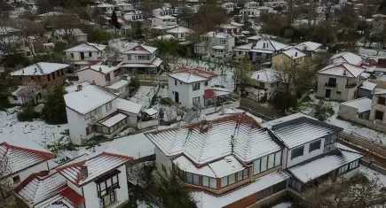 Ödemiş’te mayıs ayında kar sürprizi