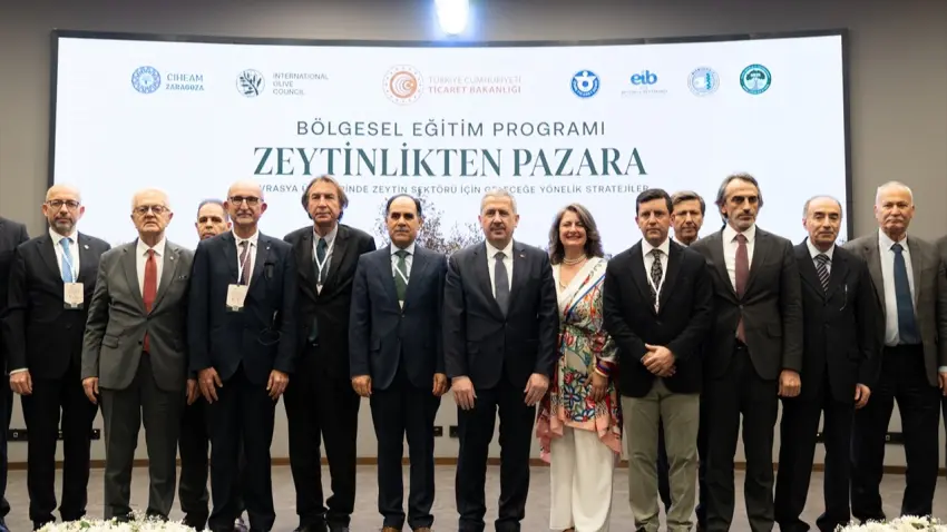 Avrasya Zeytin Sektörü İzmir’de geleceği tartıştı haberinin görseli