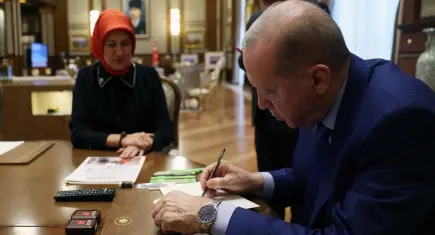 Cumhurbaşkanı Erdoğan, Türk Kızılaya kurban bağışında bulundu