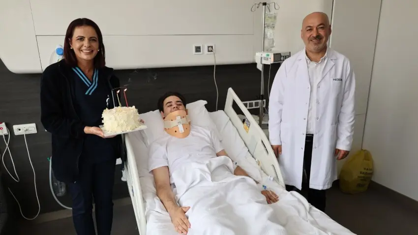 Dikkatli muayene hayat kurtardı: Yeni yaşını hastanede kutladı haberinin görseli