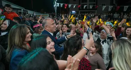 Gaziemir’de Hıdırellez coşkusu renkli görüntülerle kutlandı