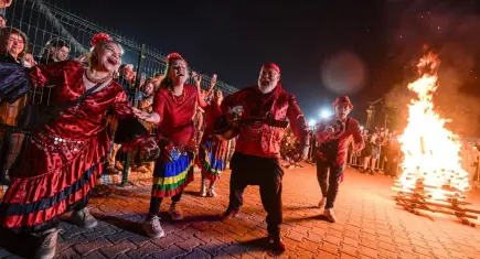 Kültürpark’ta Hıdırellez ateşi yakıldı