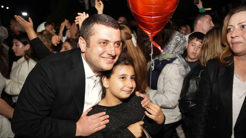 &ouml;v&uuml;n&ccedil; demir