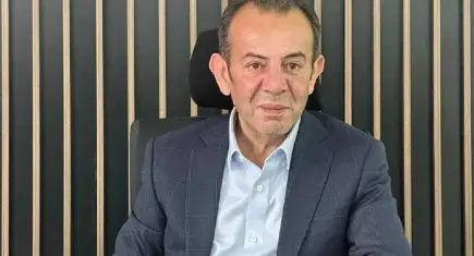 Tanju Özcan: Eşime özür borcum var