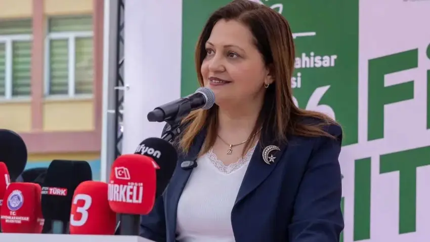 Burcu Köksal sessizliğini bozdu:CHP beni çok yordu haberinin görseli
