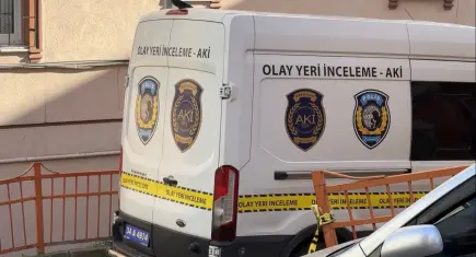 Kızını silahla vuran damadını bıçaklayarak öldürdü