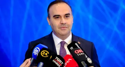 Bakan Kacır: Türkiye savunma sanayinde tarihi bir ilke imza attı