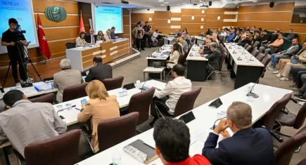 Bornova’da 4,3 milyarlık bütçe oy çokluğuyla kabul edildi